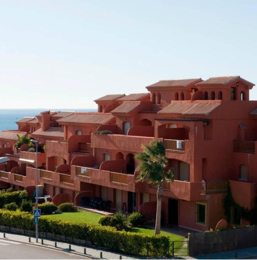 Apartamento Espacioso Muy Tranquilo Con Piscinas Y Jardines Cercano A La Playa 埃斯特波纳 外观 照片