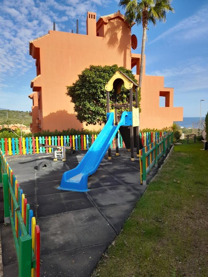 Apartamento Espacioso Muy Tranquilo Con Piscinas Y Jardines Cercano A La Playa 埃斯特波纳 外观 照片